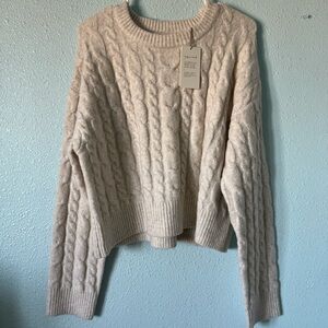 Cream/Tan Cable Knit Sweater